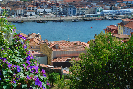 View to the river Douro in Porto, Portugal. The Douro (Portuguese: Douro is one of the major rivers of the Iberian Peninsulaのeditorial素材