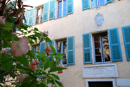 House where the Napoleon Bonaparte was born, Ajaccio, Corsica, France. Translation of the sign:のeditorial素材
