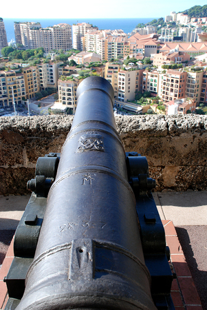 Old Cannons in Monaco, Prince's Palace of Monaco. The Prince's Palace of Monaco is the official residence of the Sovereign Prince of Monacoの写真素材