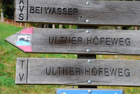 Hiking sign in the Ultental Valley (English: Ultental or Ulten, Italian: Val d'Ultimo), South Tyrol, Italy. Translation ofの写真素材