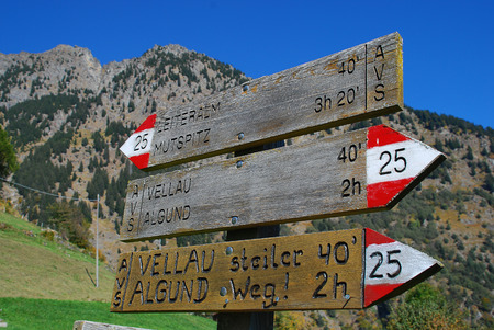 Hiking sign for the Vellau Rock Trail (German: Vellauer Felsenweg, South Tyrol, Italyの写真素材