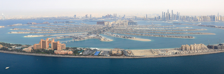 Dubai The Palm Island Atlantis Hotel panorama Marina aerial view photography UAEのeditorial素材
