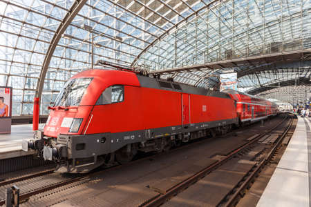 Berlin, Germany - August 20, 2020: Suburban regional train at Berlin main railway station Hauptbahnhof Hbf in Germany.のeditorial素材