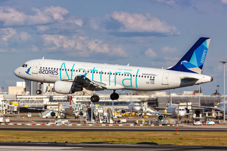 Lisbon, Portugal - September 22, 2021: Azores Airlines Airbus A320 airplane at Lisbon airport (LIS) in Portugal.のeditorial素材