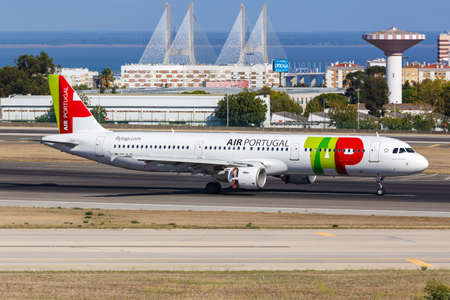 Lisbon, Portugal - September 24, 2021: TAP Air Portugal Airbus A321 airplane at Lisbon airport (LIS) in Portugal.のeditorial素材