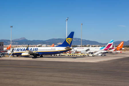Palma de Mallorca, Spain - October 20, 2021: Airplanes at Palma de Mallorca airport (PMI) in Spain.のeditorial素材