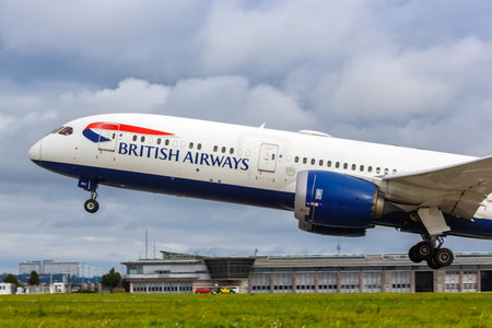 Stuttgart, Germany - September 11, 2021: British Airways Boeing 787-9 Dreamliner airplane at Stuttgart airport (STR) in Germany.のeditorial素材
