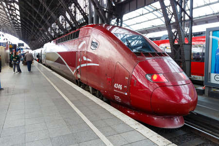 Cologne, Germany - August 3, 2021: Thalys high-speed train at Cologne Koln main railway station Hauptbahnhof Hbf in Germany.のeditorial素材