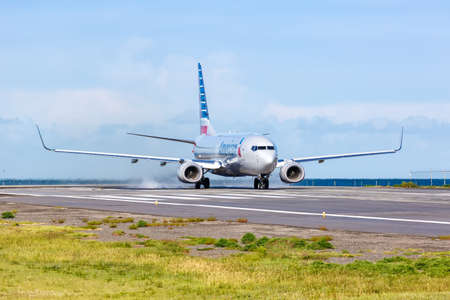 Sint Maarten, Netherlands Antilles - September 18, 2016: American Airlines Boeing 737-800 airplane at Sint Maarten Airport in the Netherlands Antilles.のeditorial素材