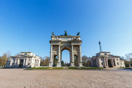 Milan Arco Della Pace Milano peace triumphal arch gate travel traveling town city in Italyの写真素材