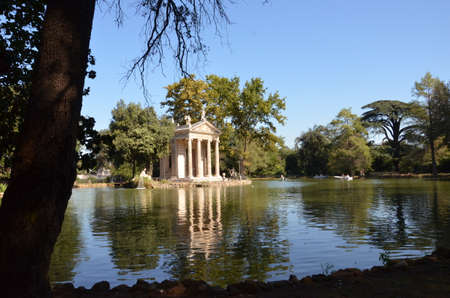 Italy, Rome - September 12 2015: People rowing on the pond in the Villa Borghese Park, Rome, Italy.のeditorial素材