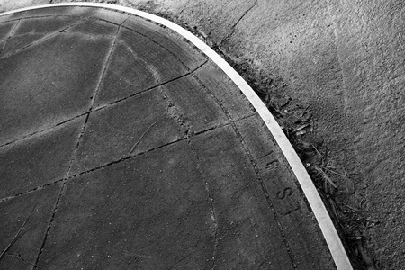 Abstract view a  wet steel rimmed corner of 16th st.の写真素材
