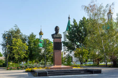 Bronze bust of the writer MA Sholokhov against the background of the Temple of the Archangel Michael. The authors of the monument are sculptor AS Novikov and architect VA Klimov. The monument was installed in 1981のeditorial素材