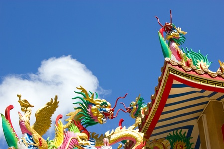 Chinese dragon on taoism temple roofの写真素材