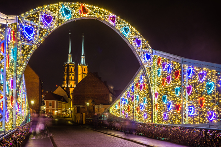 Cathedral of St. John the Baptist in Tumski island at night in Wroclaw, Silesia, Polandのeditorial素材