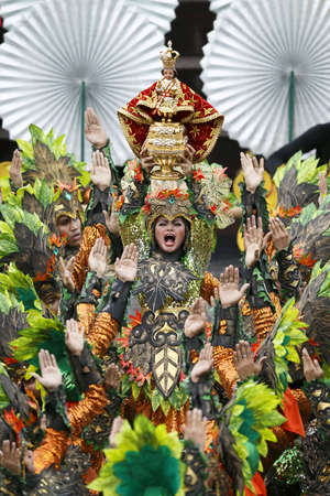 The mother of all festivals, Sinulogの素材