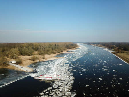 Ice drift on the Elbe, ice floesの写真素材