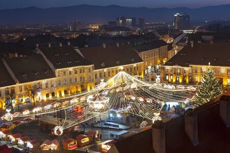 Christmas market in Sibiu main square, Transylvania, Romaniaの写真素材