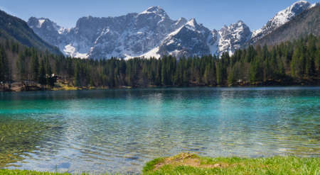 lago di superiore of lagho di fusineの写真素材