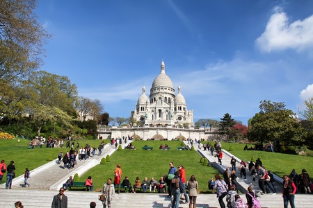 Paris, France - April 13, 2012: Sacreour Basilica is a Roman Catholic church and minor basilica, dedicated to the Sacred Heart of Jesus, in Paris, France. Construction began in 1875 and was finished in 1914.のeditorial素材