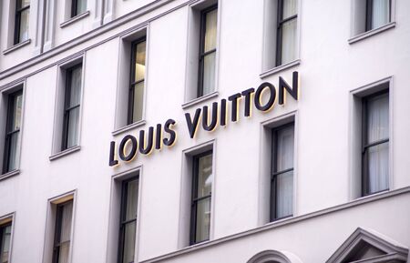 SYDNEY, AUSTRALIA - FEBRUARY 9, 2015: View at Louis Vuitton shop in Sydney, Australia. Louis Vuitton is a French fashion house founded in 1854 and one of the worldのeditorial素材