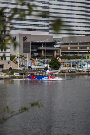 YOKOHAMA, JAPAN - OCTOBER 6, 2016: Unidentified people at Amphibious Bus Tour in Yokohama, Japan.のeditorial素材