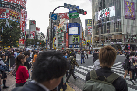 TOKYO, JAPAN - OCTOBER 12, 2016: Unidentified people on the street in Shibuya, Tokyo. Shibuya is one of fashion centers for young people and as a major nightlife areaのeditorial素材