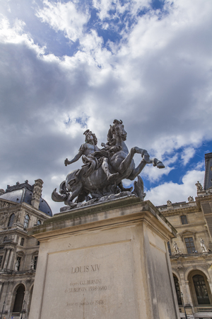 View at Louis XIV statue in Paris, Franceのeditorial素材