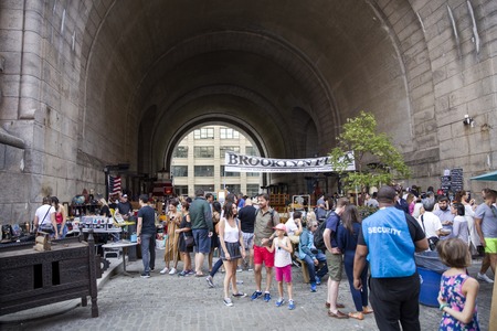 NEW YORK, USA - AUGUST 27, 2017: Unindentified people at Brooklyn Flea market in New York. Brooklyn Flea is one of New Yorks top flea markets.のeditorial素材