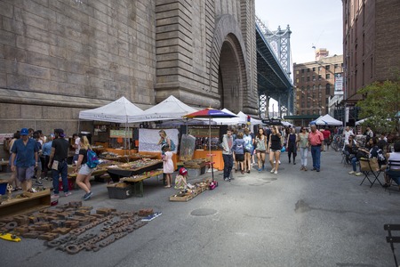 NEW YORK, USA - AUGUST 27, 2017: Unindentified people at Brooklyn Flea market in New York. Brooklyn Flea is one of New Yorks top flea markets.のeditorial素材