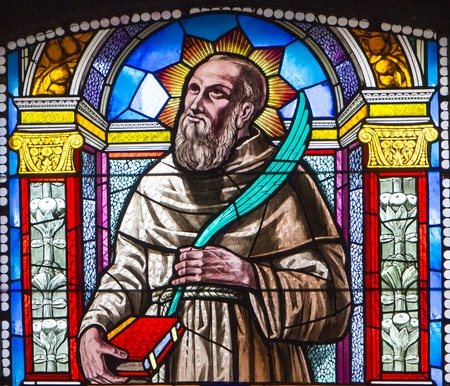 Stained glass of Beato Giovanni Martinozzi from Cattedrale di
Santa Maria Assunta in Montepulciano, Italyのeditorial素材