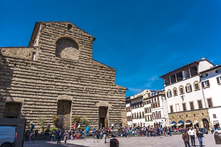 FLORENCE, ITALY - APRIL 6, 2018: Unidentified people by Basilica di San Lorenzo in Florence, Italy. This Renaissance church is burial place of the Medici.のeditorial素材