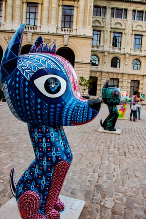 HAVANA, CUBA - NOVEMBER 26, 2015: Xico sculptures on San Francisco de Asis Square in Havana, Cuba. This 16 dog sculptures which symbolizes friendship and cultural exchanges among peoples are made by artists from Cuba and Latin America.のeditorial素材