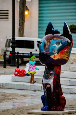 HAVANA, CUBA - NOVEMBER 26, 2015: Xico sculptures on San Francisco de Asis Square in Havana, Cuba. This 16 dog sculptures which symbolizes friendship and cultural exchanges among peoples are made by artists from Cuba and Latin America.のeditorial素材