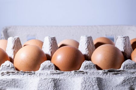 eggs product protein yolk chicken easter shell tray mockupの写真素材