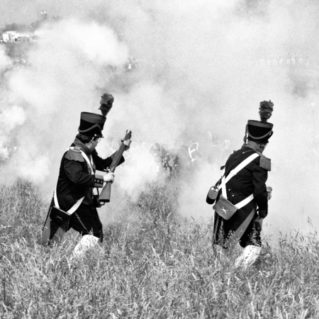 WATERLOO, BELGIUM -CIRCA 1990: Actors in costume during the reenactment of the Battle of Waterloo that in 1815 ended Napoleon's imperial dream, on  June 1990 in Waterloo, Belgiumのeditorial素材