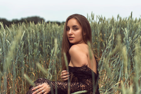 Summer photo session of a blonde girlの写真素材