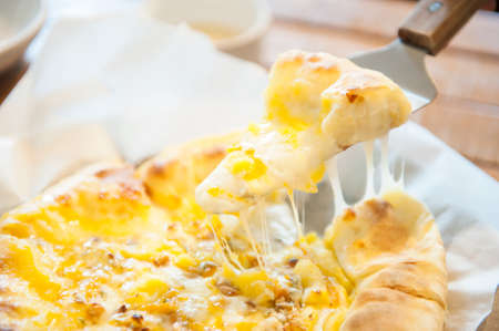 Sweet Honey Cheese Pizza close-upの写真素材