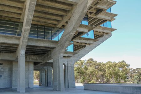 Geisel Library is the main library building of the University of California San Diego Library.のeditorial素材