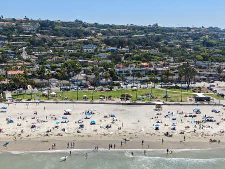Aerial view of La Jolla bay with nice small waves and tourist enjoying the beach and summer day. La Jolla, San Diego, California, USA. Beach with pacific oceanの写真素材