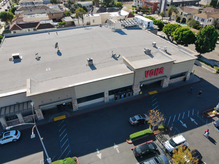 Aerial view of Vons upermarket chain owned by Albertsons in Los Angeles, California, USA, December 31st, 2020のeditorial素材