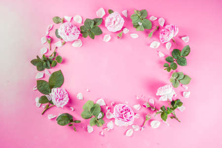 Pink pattern background with roses, above layout copy spaceの写真素材