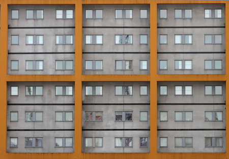 A hotel building with a quadrangular architecture 