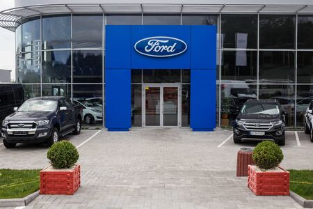 07 of August 2017 - Vinnitsa, Ukraine. Showroom of  FORDのeditorial素材