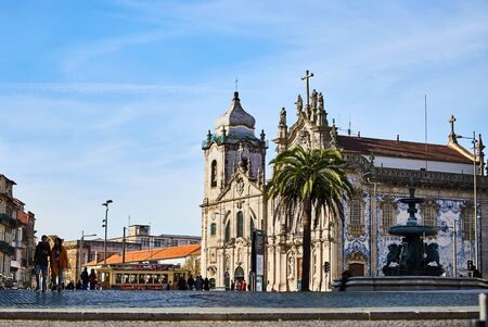 PORTO, PORTUGAL - December 10, 2018:  The Church Igreja do Carmo dos Carmelitas in Ribeira - the old town of Porto, Porugalのeditorial素材