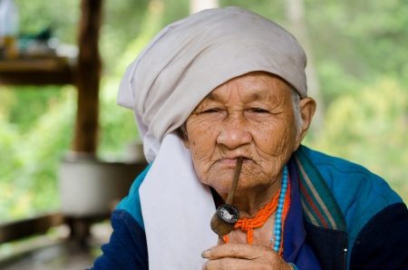 old karen woman,chiangmai,thailandのeditorial素材