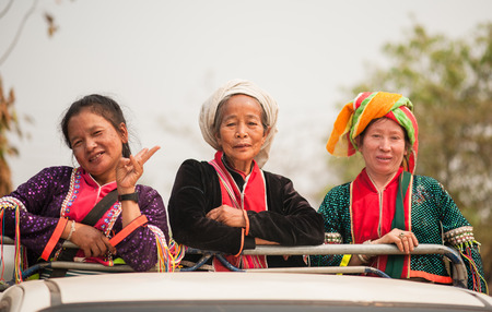 CHIANGMAI,THAILAND - MARCH 11, 2015: Unidentified Palaung senior womann in the Palaung traditional costume pose for the camera. Palaung people is a minority ethnic group living in northern Thailand.のeditorial素材