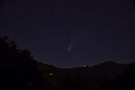 Comet Neowise shines in the starry sky
