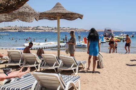 Sharm El Sheikh, Egypt, September 05, 2018. sunny beach of a popular Egyptian hotel on the shores of the warm Red Seaのeditorial素材
