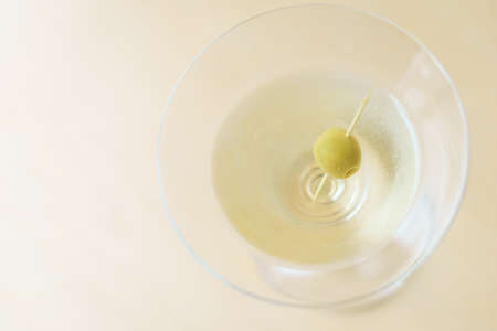Dry martini cocktail on wooden backgroundの写真素材